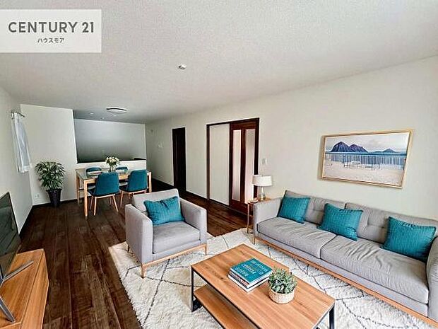 家具はCGパースです。大切な家族が集まるからこそLDKにはこだわりたい。子供たちが元気に笑いながら走り回っている姿を見た時が「広い家にして良かった」と思う瞬間です。