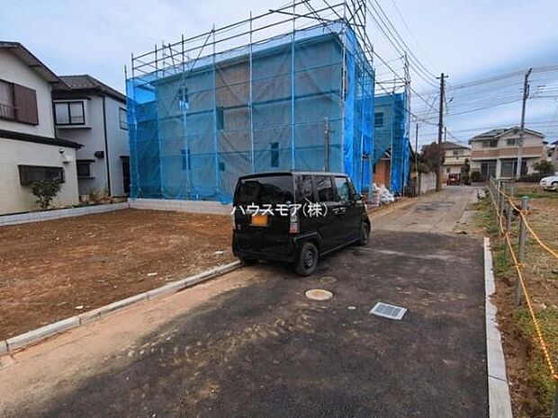 前面道路4m!車庫入れが苦手な方も安心ですね。