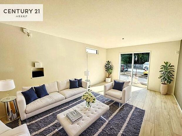 家具はCGパースです。開放感のある広々LDK!ソファーやダイニングテーブルを置いても窮屈にならないので快適に過ごせます!