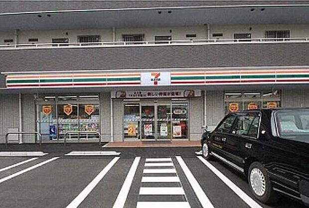 セブンイレブン土浦桜町3丁目店まで450m