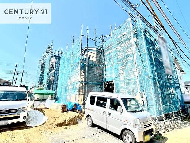 全4棟のキレイな街並み。是非1度ご内見ください。物件探しのご条件・ご要望・ご質問など、不動産に関することならどのようなことでも誠心誠意対応させて頂きます。