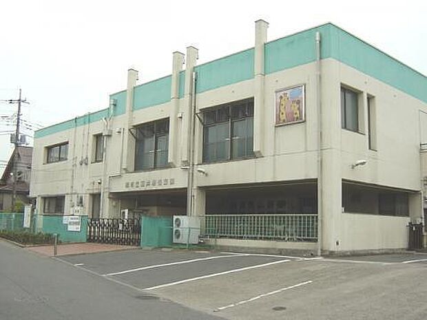 酒井根保育園まで1058m