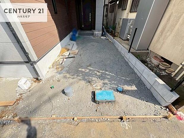 カースペース付きなのでマイカーをお持ちの方も安心ですね!ぜひ現地にてお確かめくださいませ!