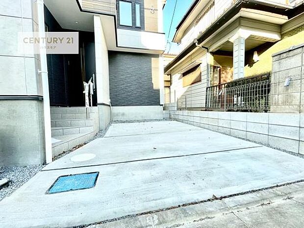 カースペース付きなのでマイカーをお持ちの方も安心ですね!ぜひ現地にてお確かめくださいませ!