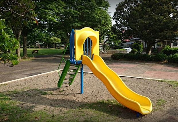 桜ニュータウン中央公園まで1543m