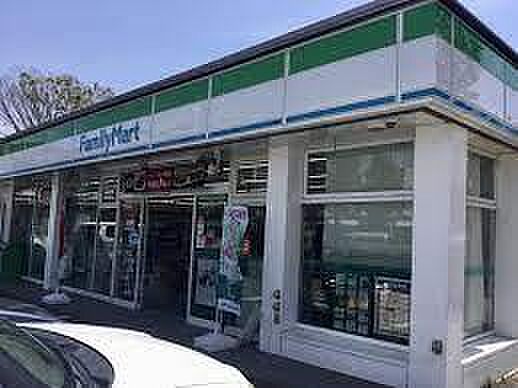 ファミリーマート我孫子湖北台店まで1350m