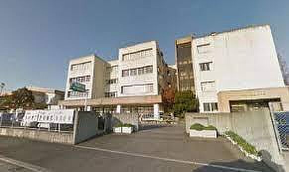 取手市立藤代南中学校まで2800m