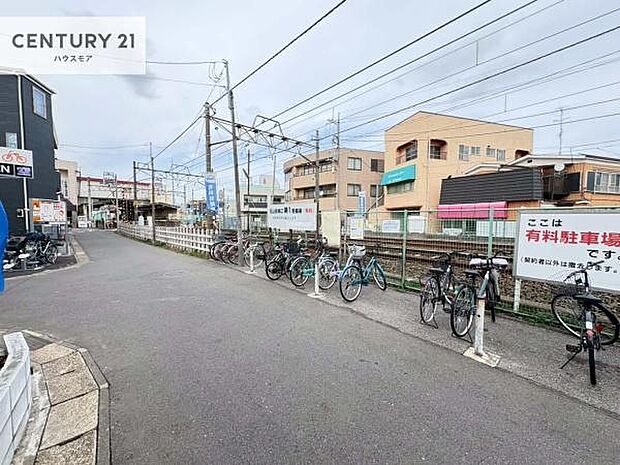 前面道路4.11m×4m!陽当り良好な立地です。車庫入れが苦手な方も安心ですね。