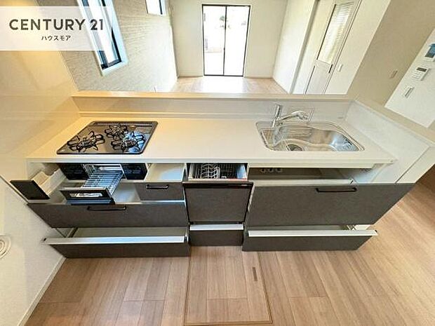 収納スペースが豊富で、調理スペースがスッキリと片付きひろ~く活用できます!快適に作業ができます!毎日の料理が捗ります!【現地販売会開催中】