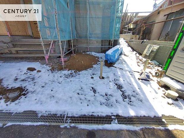 カースペース付きなのでマイカーをお持ちの方も安心ですね!ぜひ現地にてお確かめくださいませ!