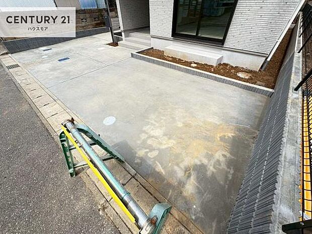 カースペース付きなのでマイカーをお持ちの方も安心ですね!ぜひ現地にてお確かめくださいませ!