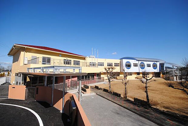 認定こども園みどりが丘幼稚園まで275m