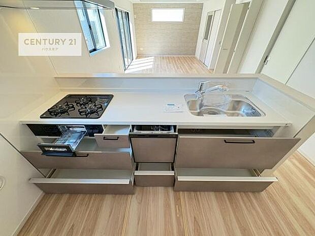 収納スペースが豊富で、調理スペースがスッキリと片付きひろ～く活用できます！快適に作業ができます！毎日の料理が捗ります！【現地販売会開催中】