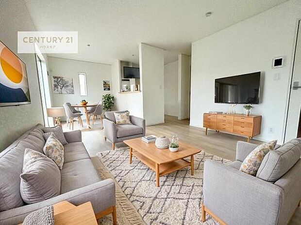 家具はCGパースです。大切な家族が集まるからこそLDKにはこだわりたい。子供たちが元気に笑いながら走り回っている姿を見た時が「広い家にして良かった」と思う瞬間です。