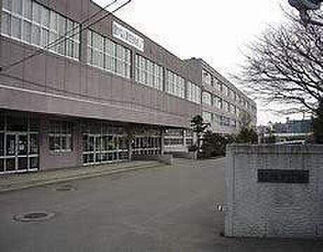 柏市立柏中学校まで1100m