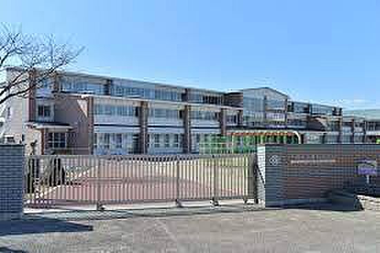 土浦市立都和小学校まで600m