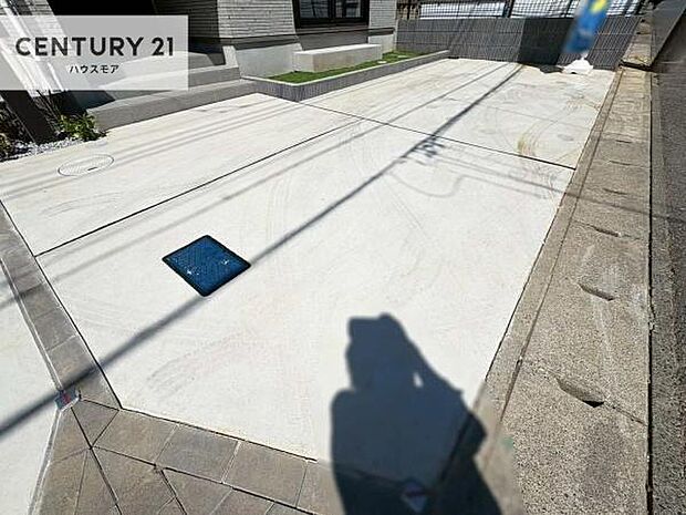 カースペース付きなのでマイカーをお持ちの方も安心ですね!ぜひ現地にてお確かめくださいませ!