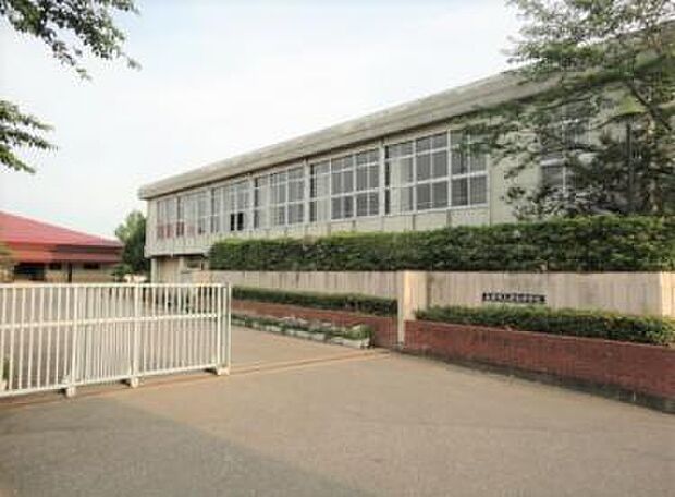 土浦市立都和中学校まで2060m