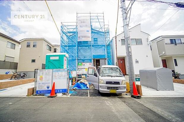 カースペース付きなのでマイカーをお持ちの方も安心ですね!ぜひ現地にてお確かめくださいませ!