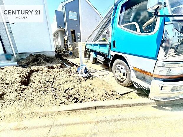 カースペース付きなのでマイカーをお持ちの方も安心ですね!ぜひ現地にてお確かめくださいませ!