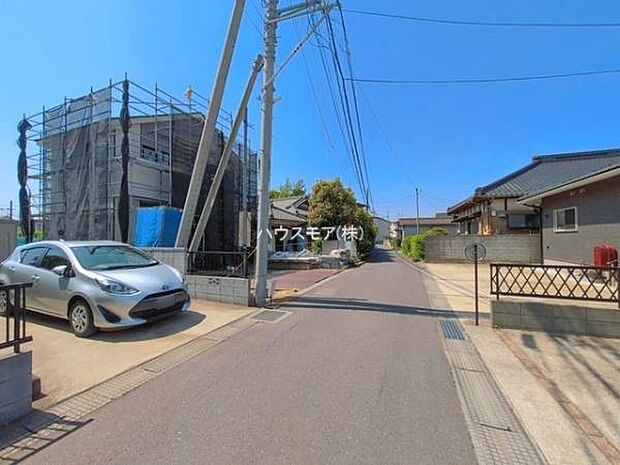 前面道路4m車庫入れが苦手な方も安心ですね。