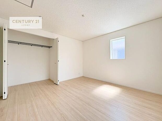 収納がしっかりあるので家具の配置がしやすく、ライフスタイルに合わせたお部屋作りが可能です。
