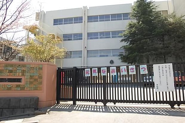松戸市立上本郷第二小学校まで600m