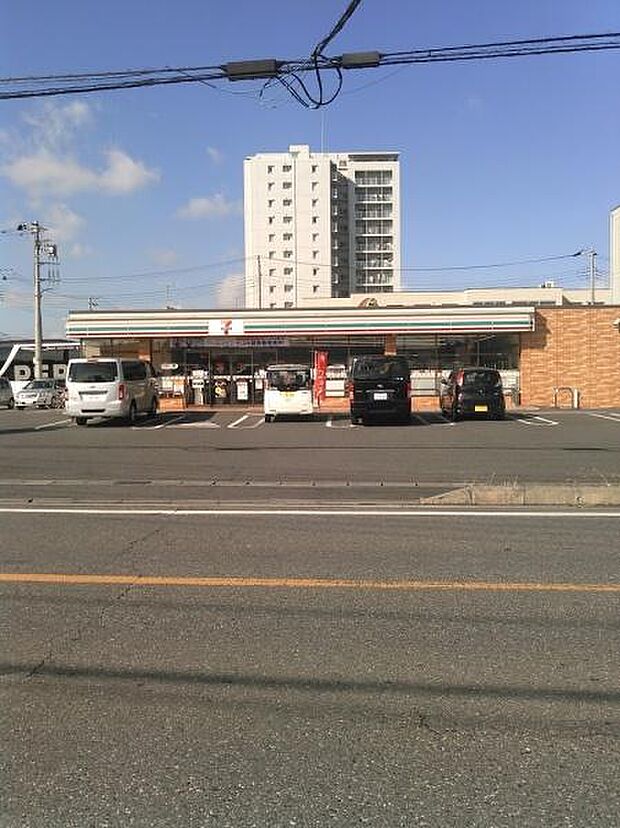 セブンイレブン野田梅郷駅西口店まで995m