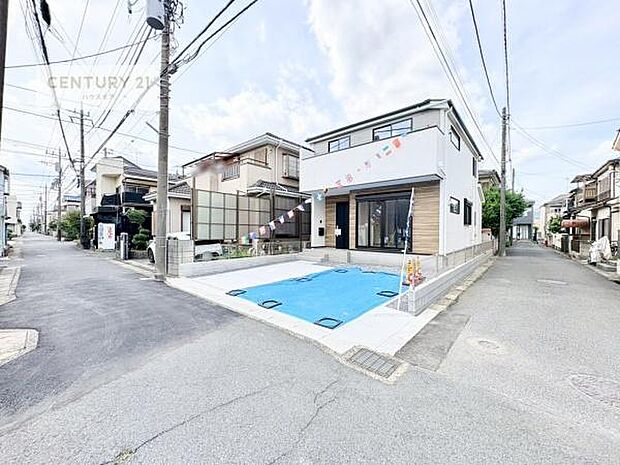 前面道路4.1m×4m!陽当り良好な立地です。車庫入れが苦手な方も安心ですね。