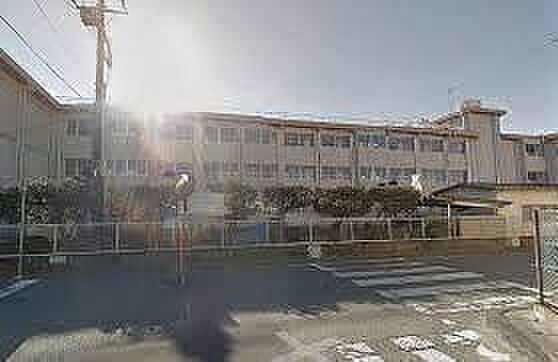 土浦市立神立小学校まで1630m