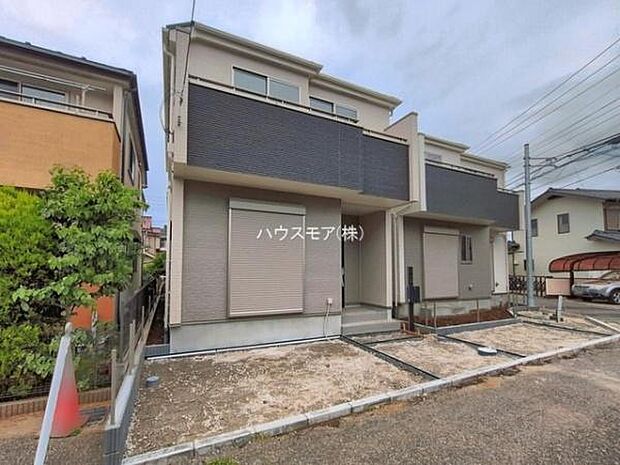 全4棟のキレイな街並み。是非1度ご内見ください。物件探しのご条件・ご要望・ご質問など、不動産に関することならどのようなことでも誠心誠意対応させて頂きます。