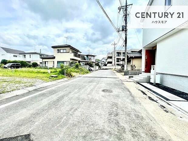 前面道路7.2m!車庫入れが苦手な方も安心ですね。