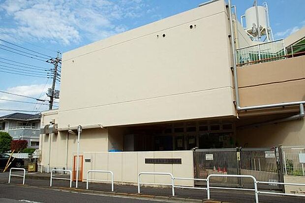 松戸市立新松戸中央保育所まで430m