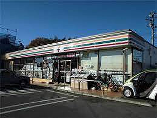 セブンイレブン取手井野1丁目店まで671m