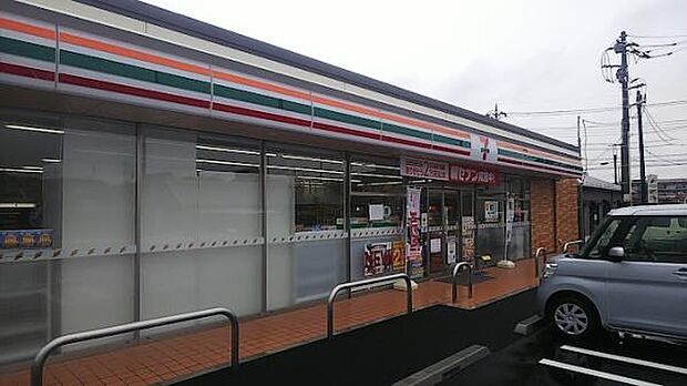 セブンイレブン松戸八ケ崎8丁目店まで356m
