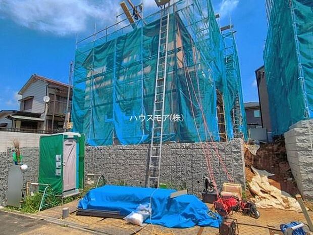 カースペース付きなのでマイカーをお持ちの方も安心ですね!ぜひ現地にてお確かめくださいませ!
