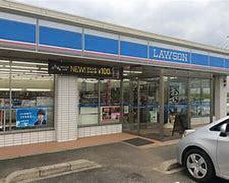 ローソン取手小堀店まで2705m