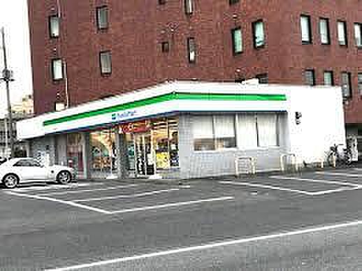 ファミリーマート松戸七畝割店まで839m