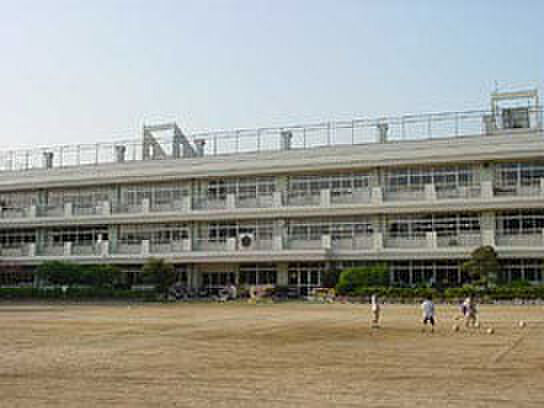 野田市立南部小学校まで1470m