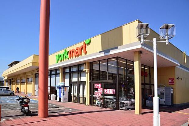 ヨークマート平和台店まで482m