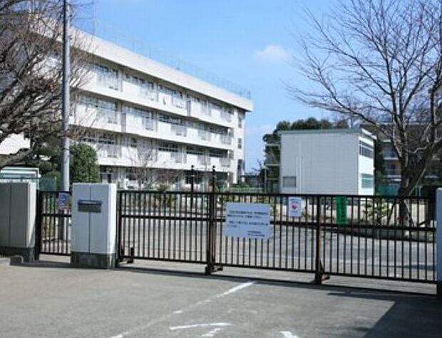 柏市立中原中学校まで1400m