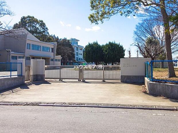我孫子市立湖北台東小学校まで422m