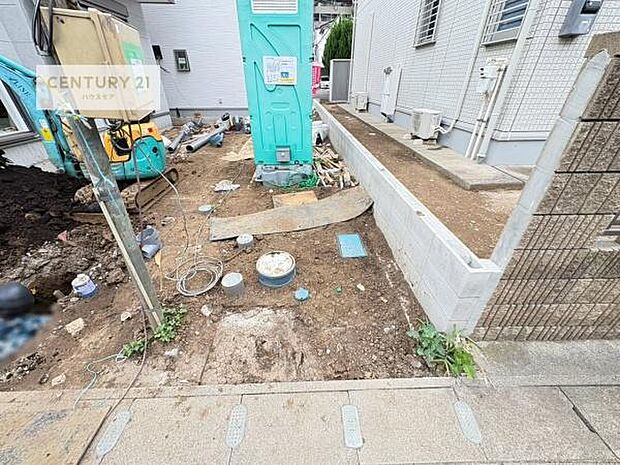 カースペース付きなのでマイカーをお持ちの方も安心ですね!ぜひ現地にてお確かめくださいませ!