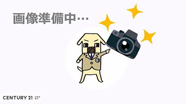 前面道路4m。陽当り良好な立地です。車庫入れが苦手な方も安心ですね。