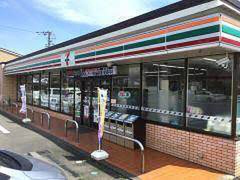 セブンイレブン取手本郷1丁目店まで280m