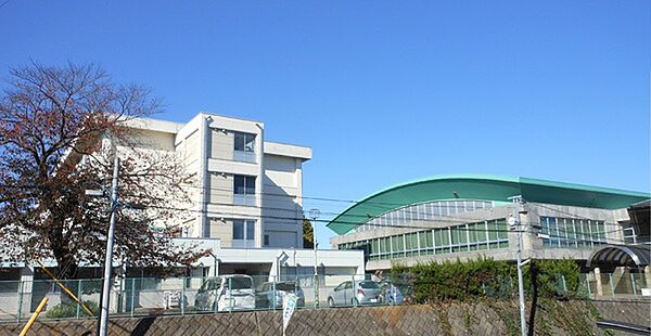 我孫子市立我孫子中学校まで636m