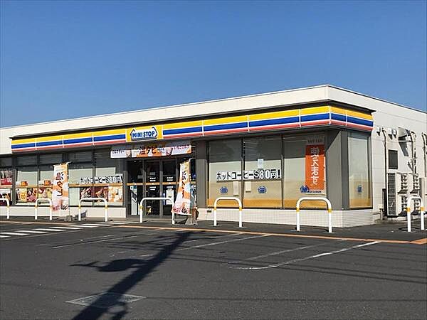ミニストップ野田次木店まで640m