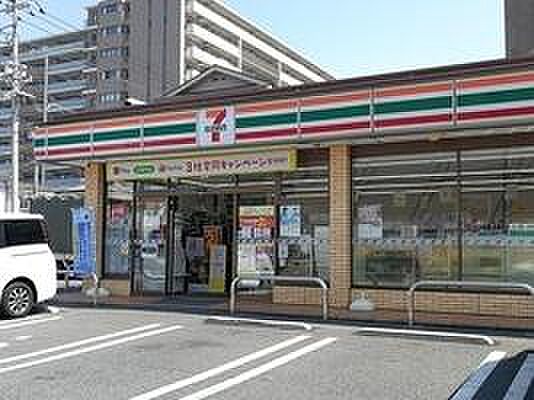 セブンイレブン柏十余二北店まで346m