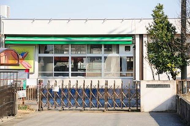 名戸ケ谷保育園まで665m