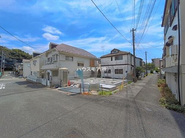 カースペース付きなのでマイカーをお持ちの方も安心ですね！ぜひ現地にてお確かめくださいませ！